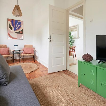 Light-Filled & Renovated Apartment, By Timecooler Lisboa Exterior foto