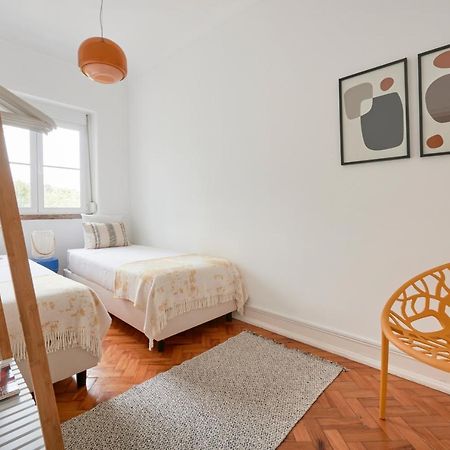 Light-Filled & Renovated Apartment, By Timecooler Lisboa Exterior foto