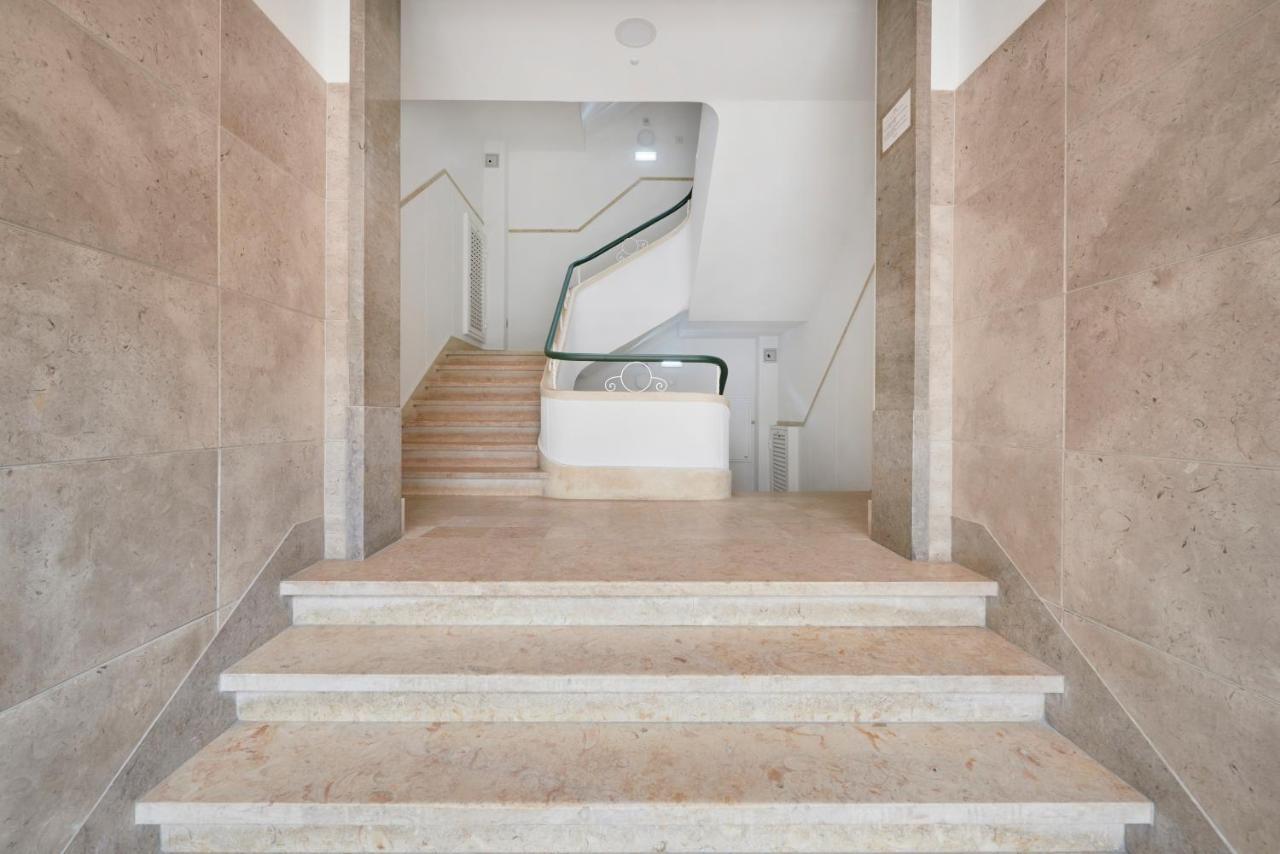 Light-Filled & Renovated Apartment, By Timecooler Lisboa Exterior foto