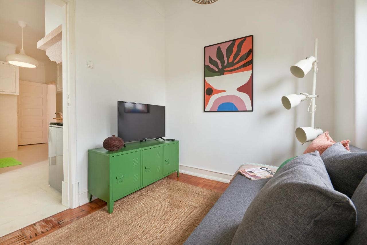 Light-Filled & Renovated Apartment, By Timecooler Lisboa Exterior foto