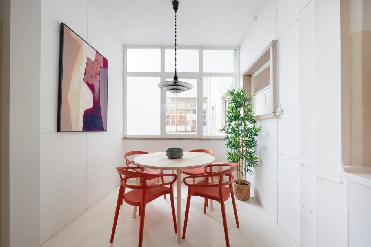 Light-Filled & Renovated Apartment, By Timecooler Lisboa Exterior foto